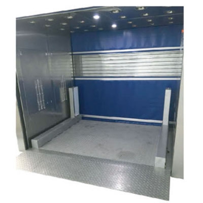 Lifting platform cargo shower room